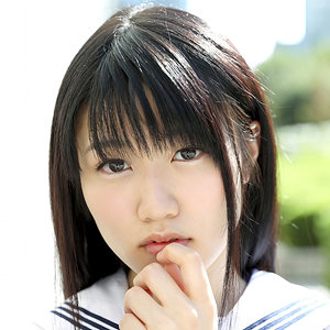 【g490】夏川 茉莉に出演する女優の名前は？