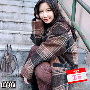 【pkpk101】エミに出演する女優の名前は？